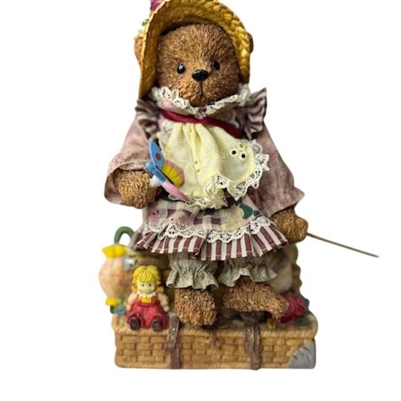 Vintage Figurine Bear With Straw Hat & Picnic Basket Plays Music and works - Picture 1 of 12